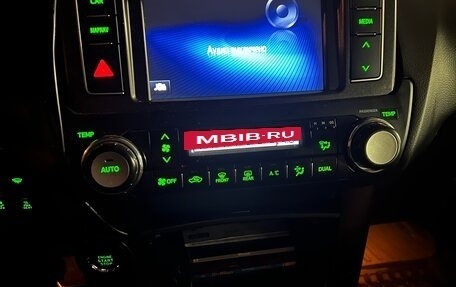 Toyota Land Cruiser Prado 150 рестайлинг 2, 2016 год, 5 150 000 рублей, 4 фотография