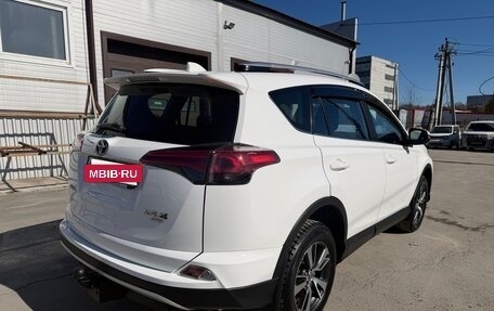 Toyota RAV4, 2017 год, 2 300 000 рублей, 5 фотография