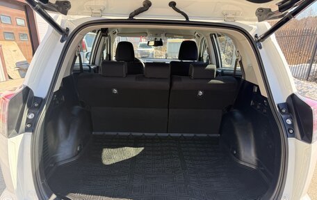 Toyota RAV4, 2017 год, 2 300 000 рублей, 17 фотография