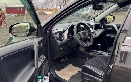 Toyota RAV4, 2015 год, 2 650 000 рублей, 9 фотография