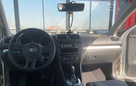 Volkswagen Golf VI, 2011 год, 1 200 000 рублей, 2 фотография