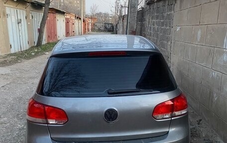 Volkswagen Golf VI, 2010 год, 540 000 рублей, 2 фотография