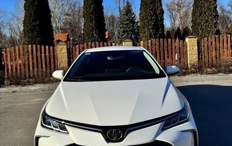 Toyota Corolla, 2022 год, 1 690 000 рублей, 3 фотография