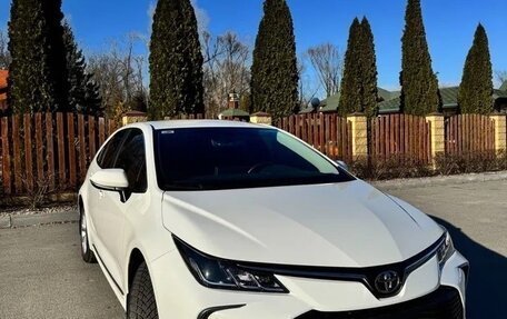 Toyota Corolla, 2022 год, 1 690 000 рублей, 4 фотография