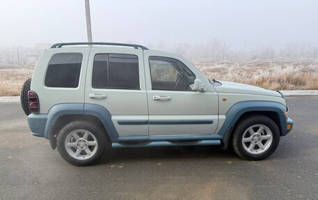 Jeep Cherokee, 2006 год, 900 000 рублей, 2 фотография