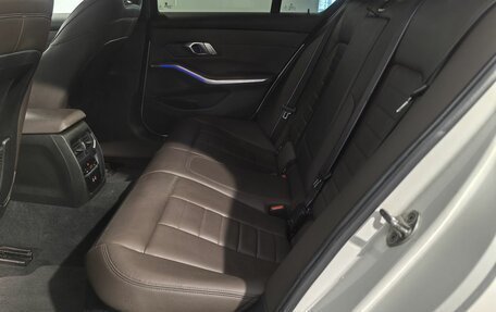 BMW 3 серия, 2021 год, 4 299 000 рублей, 15 фотография