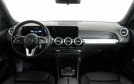 Mercedes-Benz GLB, 2020 год, 3 040 000 рублей, 11 фотография