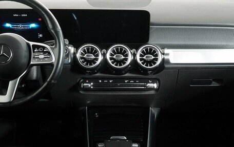 Mercedes-Benz GLB, 2020 год, 3 040 000 рублей, 12 фотография