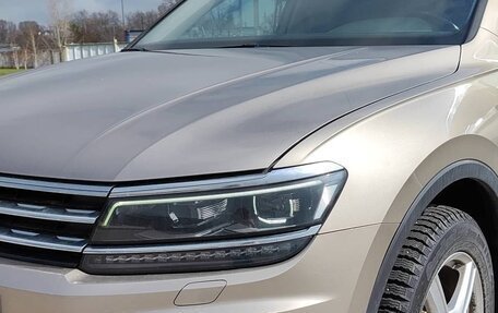 Volkswagen Tiguan II, 2017 год, 2 675 000 рублей, 8 фотография