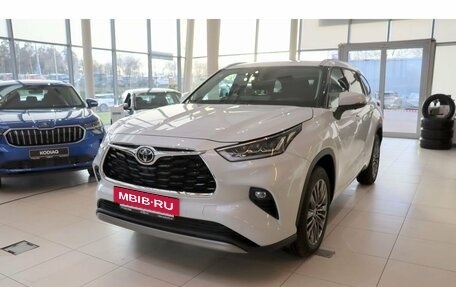 Toyota Highlander, 2026 год, 6 180 000 рублей, 3 фотография