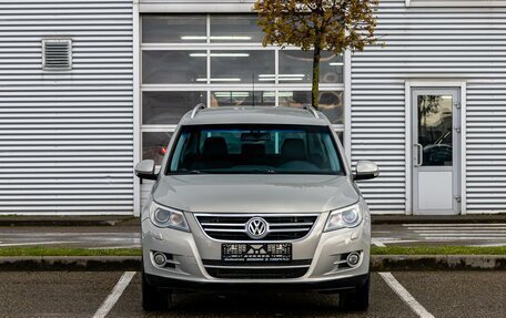 Volkswagen Tiguan I, 2010 год, 1 095 000 рублей, 2 фотография