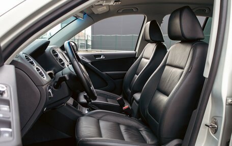 Volkswagen Tiguan I, 2010 год, 1 095 000 рублей, 11 фотография