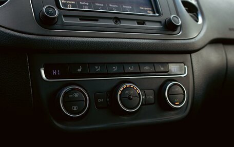 Volkswagen Tiguan I, 2010 год, 1 095 000 рублей, 15 фотография