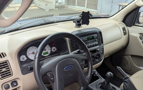 Ford Escape II, 2005 год, 590 000 рублей, 7 фотография