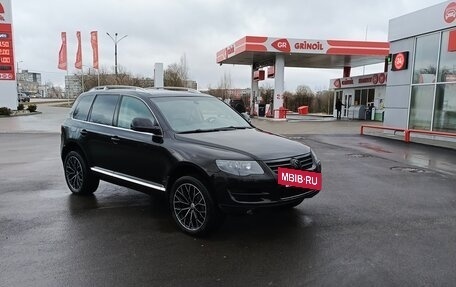 Volkswagen Touareg III, 2010 год, 1 650 000 рублей, 6 фотография