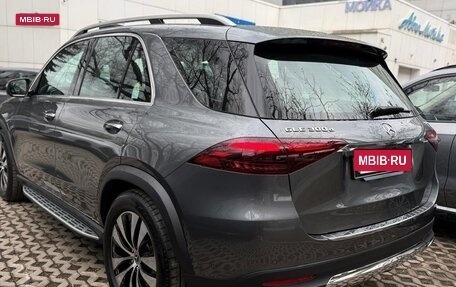 Mercedes-Benz GLE, 2025 год, 9 950 000 рублей, 4 фотография