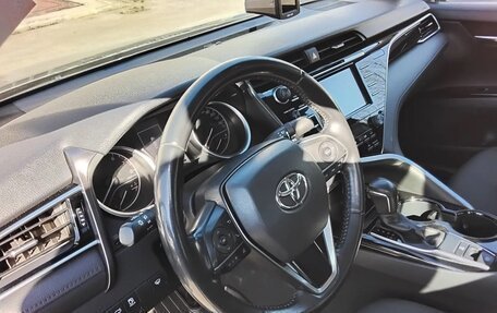 Toyota Camry, 2020 год, 3 300 000 рублей, 11 фотография