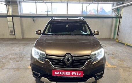 Renault Logan II, 2021 год, 1 200 000 рублей, 2 фотография