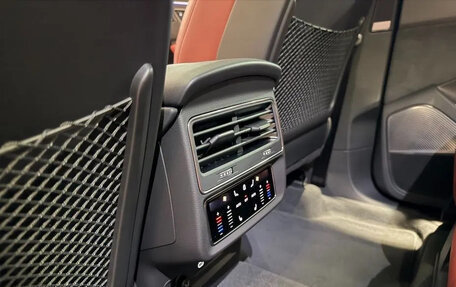 Audi SQ7, 2025 год, 18 500 000 рублей, 11 фотография