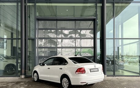 Volkswagen Polo VI (EU Market), 2017 год, 990 000 рублей, 2 фотография