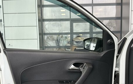 Volkswagen Polo VI (EU Market), 2017 год, 990 000 рублей, 14 фотография