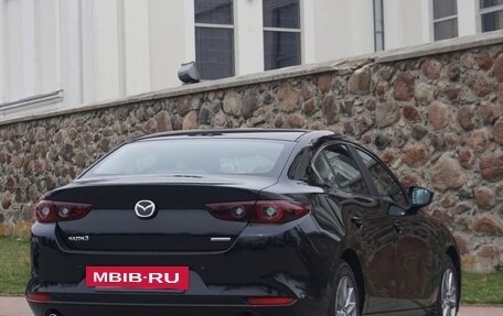 Mazda 3, 2022 год, 1 990 000 рублей, 6 фотография