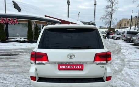 Toyota Land Cruiser 200, 2017 год, 6 700 000 рублей, 4 фотография