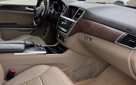 Mercedes-Benz GL-Класс, 2014 год, 3 150 000 рублей, 16 фотография