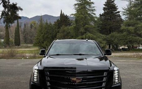 Cadillac Escalade IV, 2016 год, 4 500 000 рублей, 2 фотография