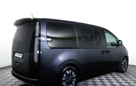 Hyundai Staria, 2022 год, 4 900 000 рублей, 5 фотография