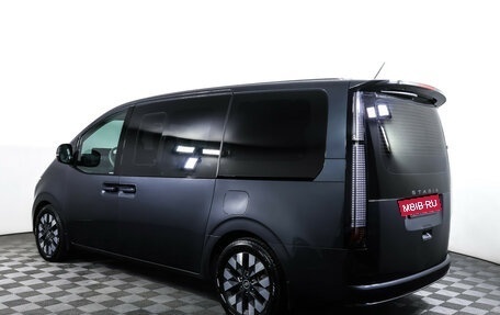 Hyundai Staria, 2022 год, 4 900 000 рублей, 7 фотография