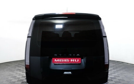 Hyundai Staria, 2022 год, 4 900 000 рублей, 6 фотография