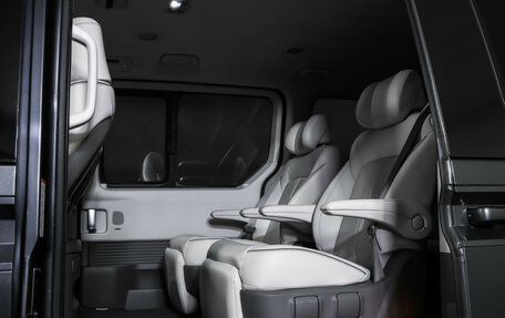 Hyundai Staria, 2022 год, 4 900 000 рублей, 12 фотография