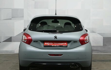 Peugeot 208 GTi I рестайлинг, 2014 год, 950 000 рублей, 6 фотография