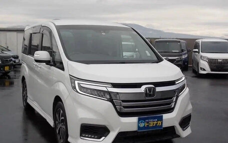 Honda Stepwgn IV, 2021 год, 2 000 123 рублей, 2 фотография