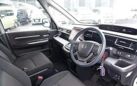 Honda Stepwgn IV, 2021 год, 2 000 123 рублей, 15 фотография