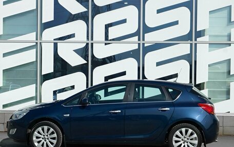 Opel Astra J, 2010 год, 700 000 рублей, 3 фотография