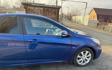 Hyundai Solaris II рестайлинг, 2012 год, 840 000 рублей, 4 фотография