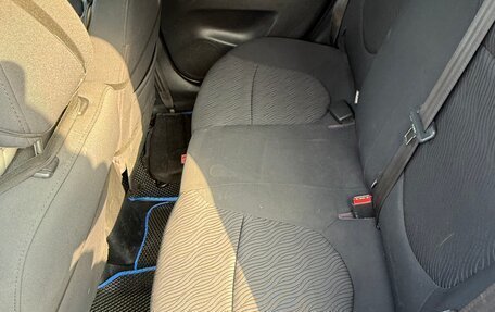 Hyundai Solaris II рестайлинг, 2012 год, 840 000 рублей, 14 фотография