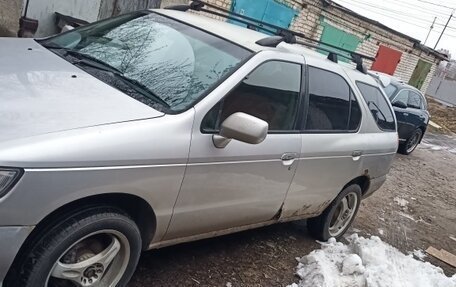 Nissan Rnessa, 1997 год, 350 000 рублей, 2 фотография