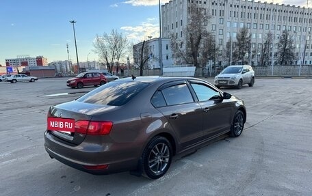 Volkswagen Jetta VI, 2012 год, 870 000 рублей, 4 фотография