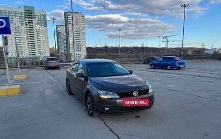Volkswagen Jetta VI, 2012 год, 870 000 рублей, 17 фотография