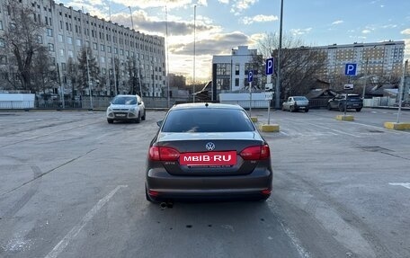 Volkswagen Jetta VI, 2012 год, 870 000 рублей, 7 фотография