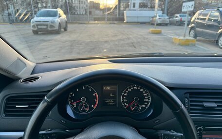 Volkswagen Jetta VI, 2012 год, 870 000 рублей, 24 фотография