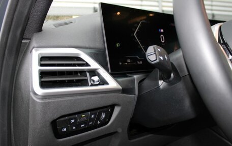 BMW 3 серия, 2025 год, 3 950 000 рублей, 13 фотография