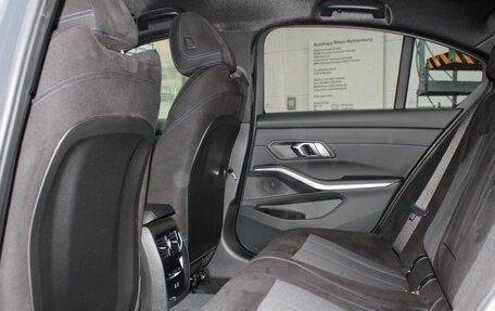 BMW 3 серия, 2025 год, 3 950 000 рублей, 20 фотография