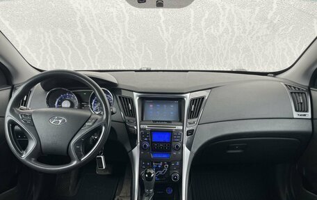 Hyundai Sonata VI, 2012 год, 1 028 000 рублей, 13 фотография