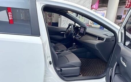 Toyota Corolla, 2023 год, 1 374 505 рублей, 6 фотография