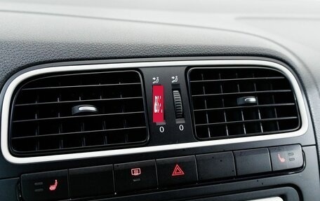 Volkswagen Polo VI (EU Market), 2011 год, 637 900 рублей, 20 фотография