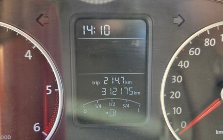 Volkswagen Amarok I рестайлинг, 2013 год, 1 250 000 рублей, 15 фотография